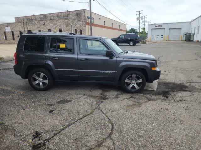 Thumbnail: 2016 Jeep Patriot - 8