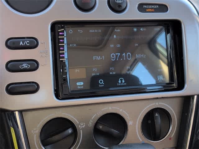 Thumbnail: 2007 Pontiac Vibe - 24