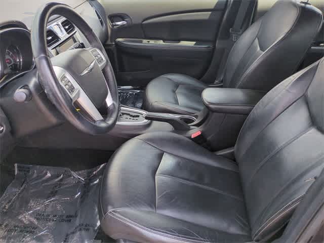 Thumbnail: 2012 Chrysler 200 - 16