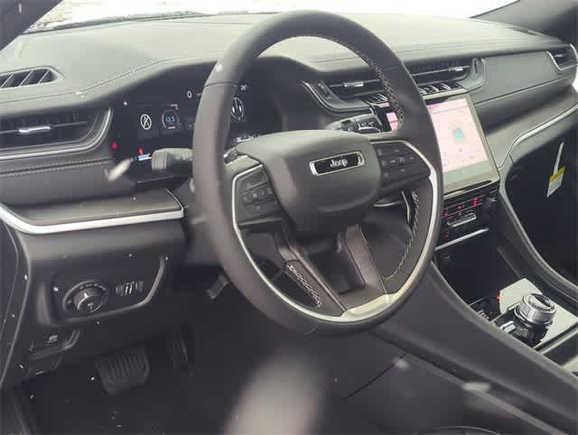 Thumbnail: 2025 Jeep Grand Cherokee - 10