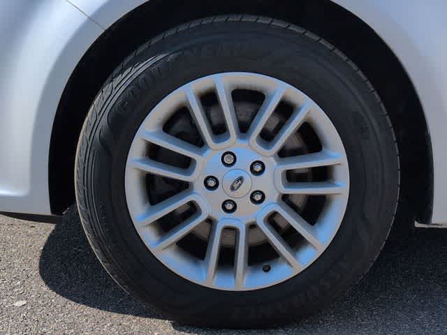 Thumbnail: 2015 Ford Flex - 13