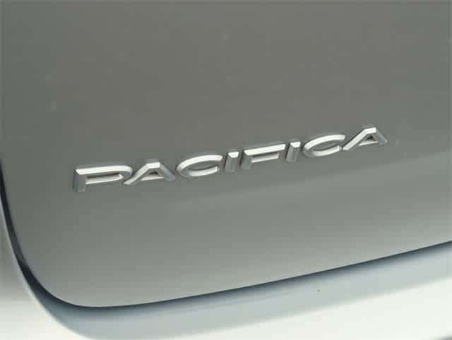Thumbnail: 2024 Chrysler Pacifica - 13