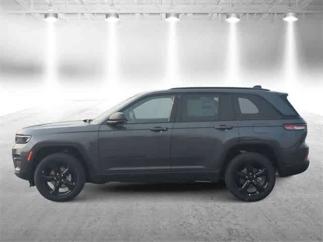 2025 Jeep Grand Cherokee Altitude 5