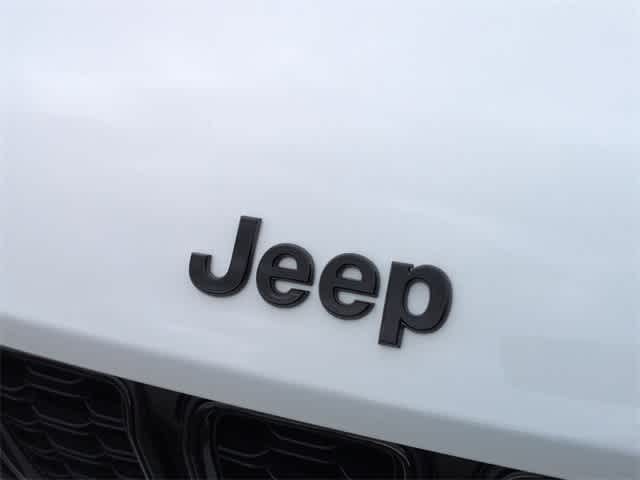 Thumbnail: 2025 Jeep Grand Cherokee L - 18