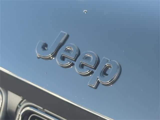 Thumbnail: 2025 Jeep Grand Cherokee - 12