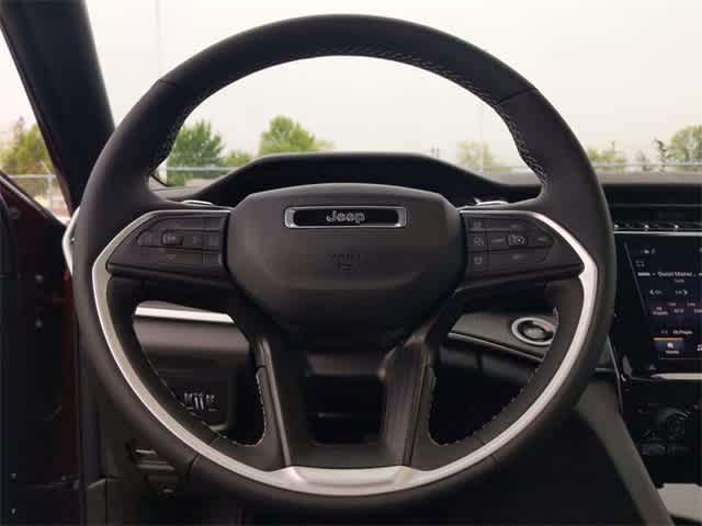 2025 Jeep Grand Cherokee Laredo 23