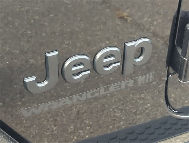 Thumbnail: 2025 Jeep Wrangler - 12