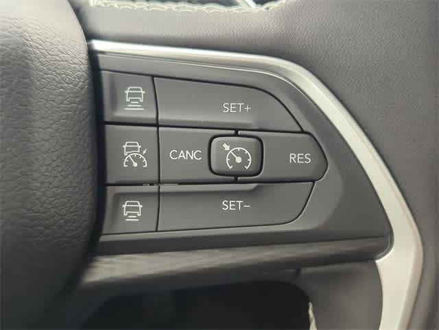 Thumbnail: 2025 Jeep Grand Cherokee - 26