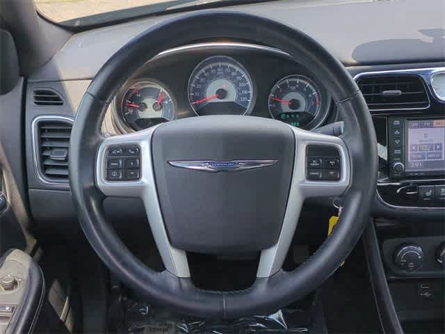 Thumbnail: 2012 Chrysler 200 - 22
