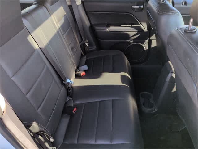 Thumbnail: 2015 Jeep Patriot - 21