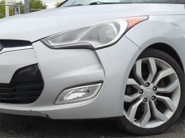 2012 Hyundai Veloster N 11