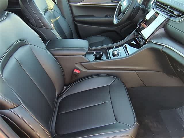 Thumbnail: 2025 Jeep Grand Cherokee - 24