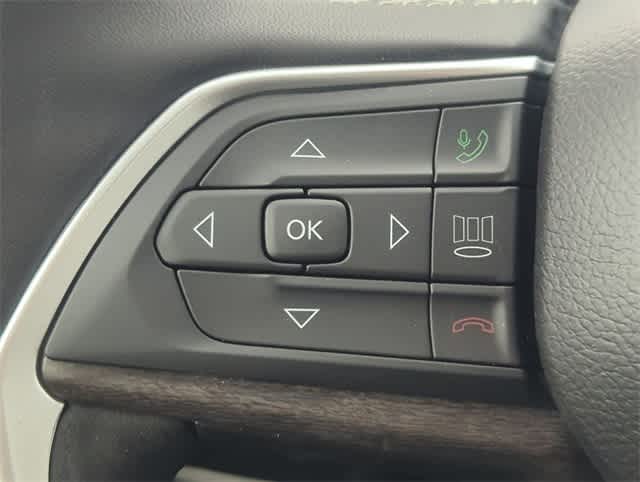 Thumbnail: 2025 Jeep Grand Cherokee - 25