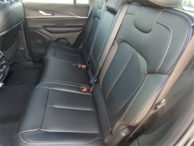 Thumbnail: 2025 Jeep Grand Cherokee - 19