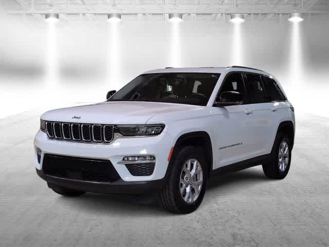 Thumbnail: 2022 Jeep Grand Cherokee - 4