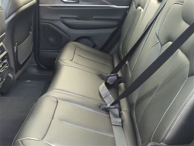 Thumbnail: 2025 Jeep Grand Cherokee - 19