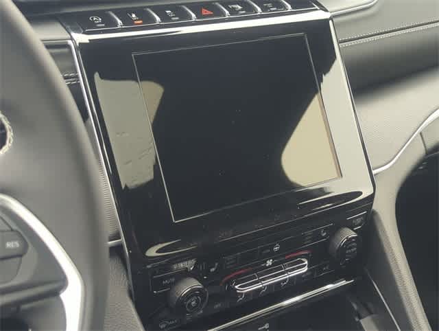 Thumbnail: 2025 Jeep Grand Cherokee - 29