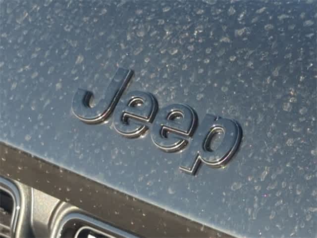 Thumbnail: 2025 Jeep Grand Cherokee L - 12