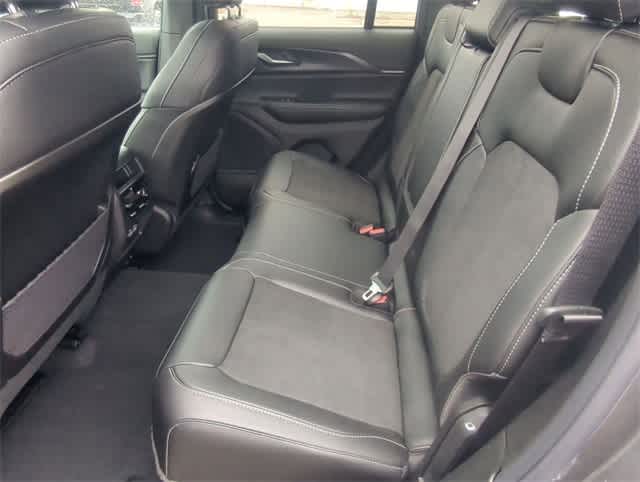 Thumbnail: 2025 Jeep Grand Cherokee - 19