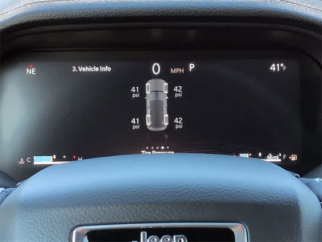 Thumbnail: 2025 Jeep Grand Cherokee - 33