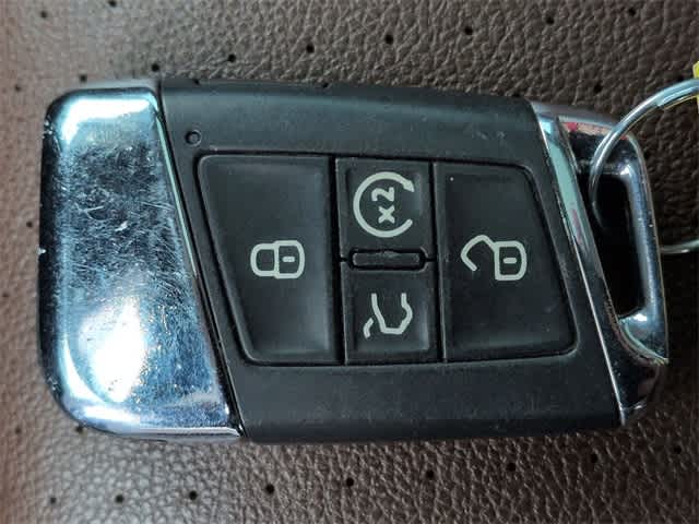 Thumbnail: 2022 Volkswagen Atlas - 37