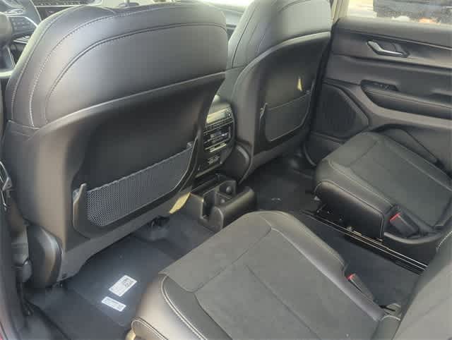 Thumbnail: 2025 Jeep Grand Cherokee L - 18