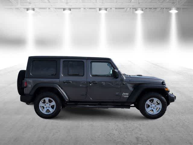 Thumbnail: 2018 Jeep Wrangler - 9
