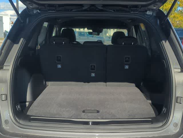 Thumbnail: 2025 Jeep Grand Cherokee - 33