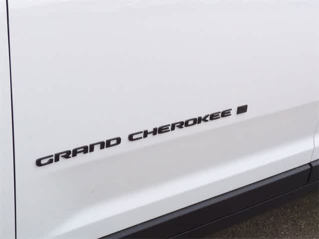Thumbnail: 2025 Jeep Grand Cherokee L - 12