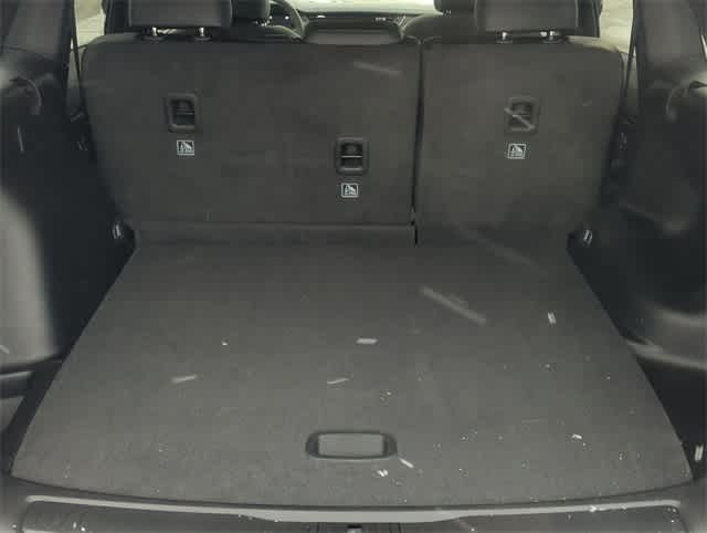 Thumbnail: 2025 Jeep Grand Cherokee - 34