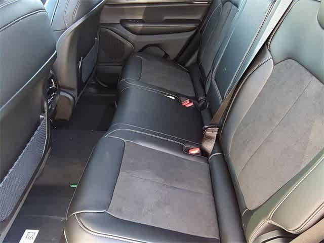 Thumbnail: 2025 Jeep Grand Cherokee - 20