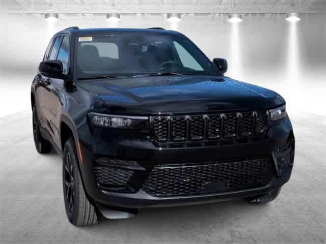 Thumbnail: 2025 Jeep Grand Cherokee - 3