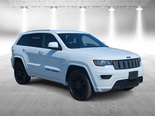 Certified 2018 Jeep Grand Cherokee Altitude with VIN 1C4RJFAG3JC178889 for sale in Garden City, MI