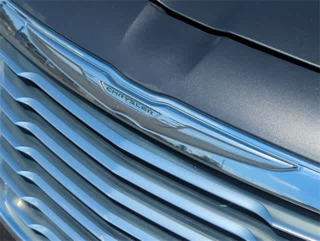 Thumbnail: 2013 Chrysler 300 - 12