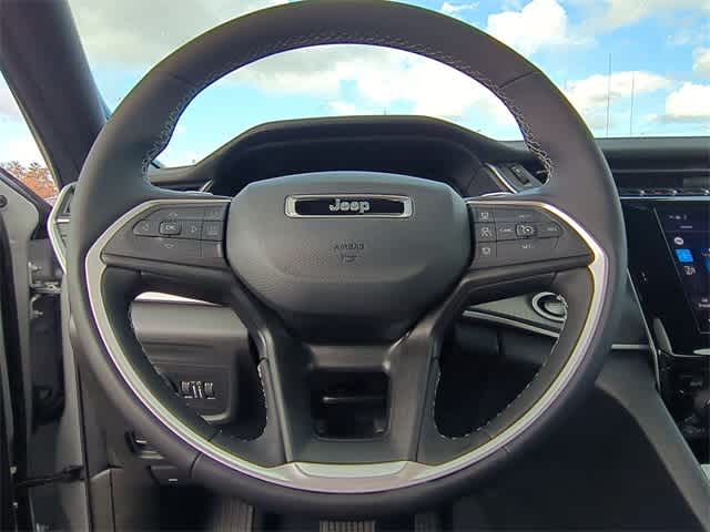 Thumbnail: 2025 Jeep Grand Cherokee - 24