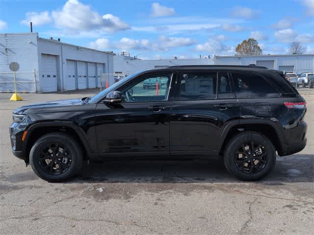 Thumbnail: 2025 Jeep Grand Cherokee - 11