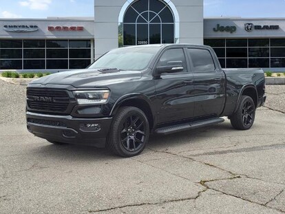 Certified Used 21 Ram 1500 Crew Cab Pickup Laramie 4x4 Crew Cab 64 Box Diamond Black Crystal P C For Sale Medford Or Lithia Motors B12