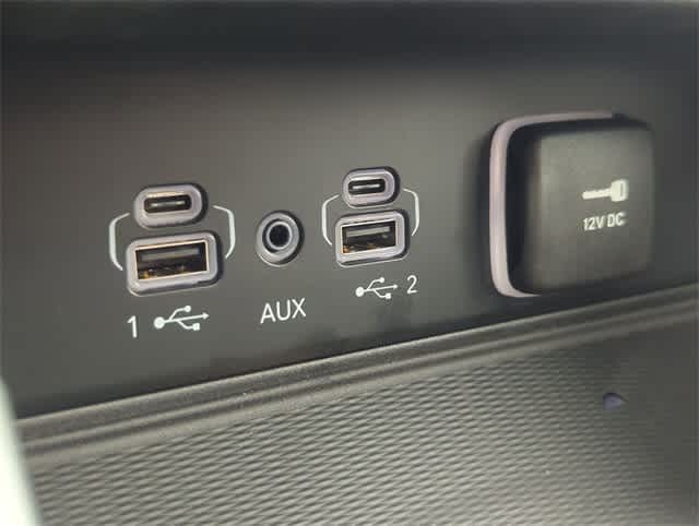 Thumbnail: 2025 Jeep Grand Cherokee - 32