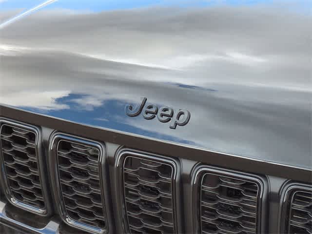 Thumbnail: 2025 Jeep Grand Cherokee - 12