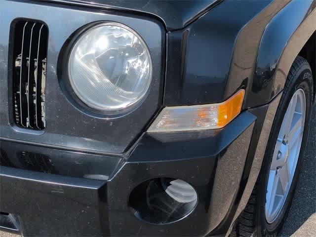 Thumbnail: 2010 Jeep Patriot - 11