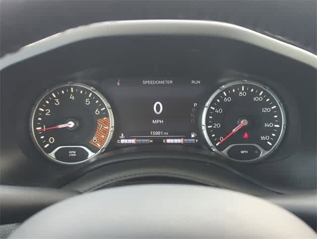 Thumbnail: 2022 Jeep Renegade - 33