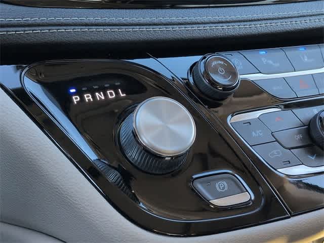 Thumbnail: 2021 Chrysler Pacifica - 35