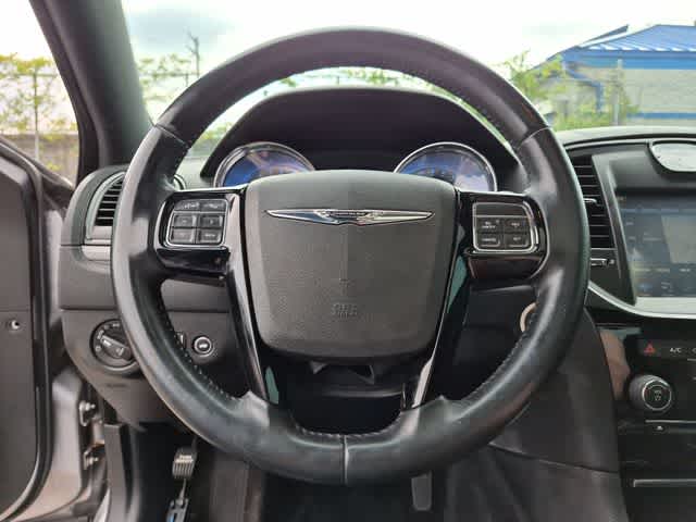 Thumbnail: 2014 Chrysler 300 - 23