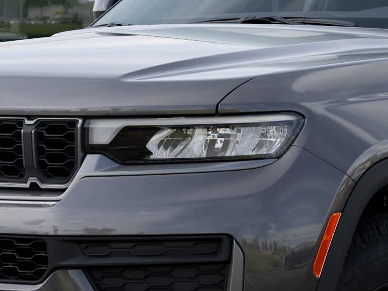 Thumbnail: 2026 Jeep Grand Cherokee - 10