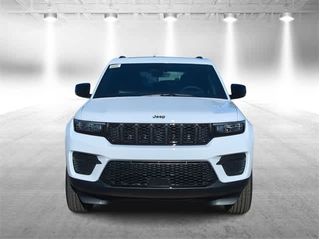 Thumbnail: 2025 Jeep Grand Cherokee - 3