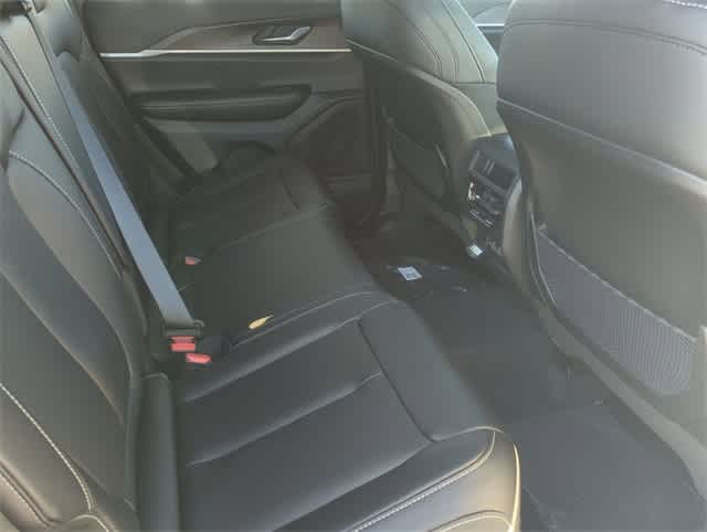 Thumbnail: 2025 Jeep Grand Cherokee - 21