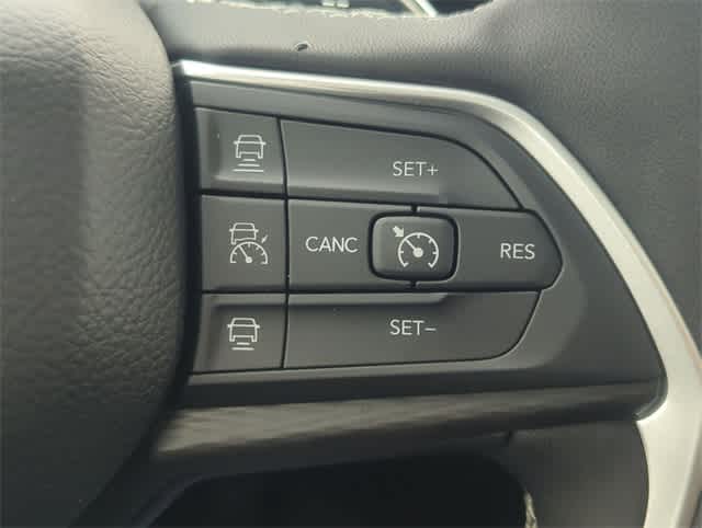 Thumbnail: 2025 Jeep Grand Cherokee - 26