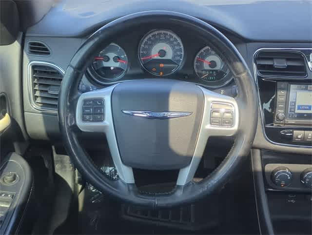 Thumbnail: 2012 Chrysler 200 - 24