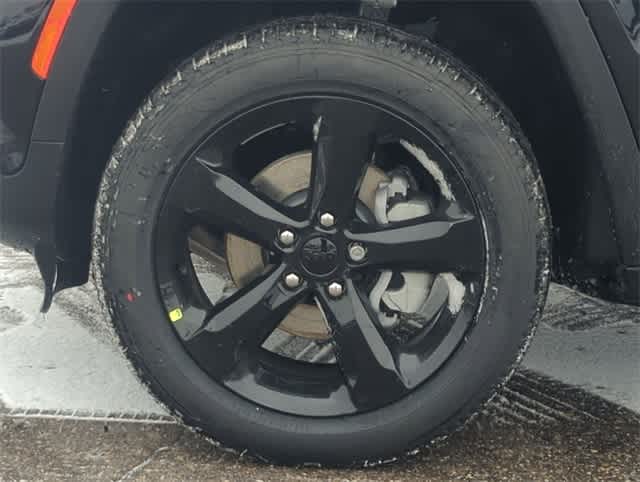 Thumbnail: 2025 Jeep Grand Cherokee - 14