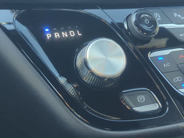 Thumbnail: 2026 Chrysler Voyager - 32